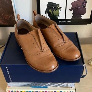 Splendid leather oxfords